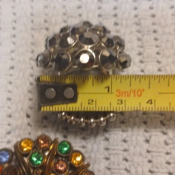 Colorful Vintage Gemstone Brooch and Black Gem Ring Set - Picture 13 of 14